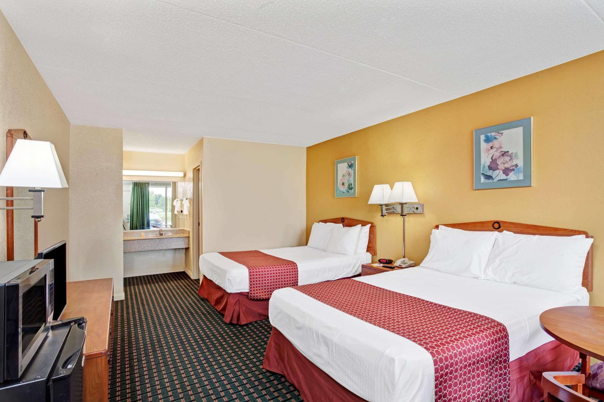 Days Inn By Wyndham Clarksville Tn Exterior foto